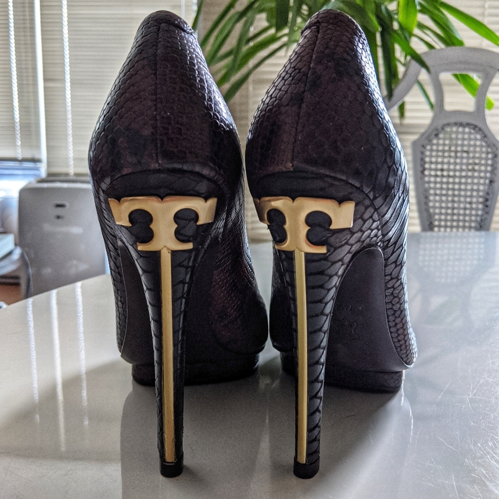 Jude Tory Burch Snakeskin Stilettos/Pumps 7.5
